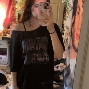 SHEIN Black Graphic Short Sleeve Tee